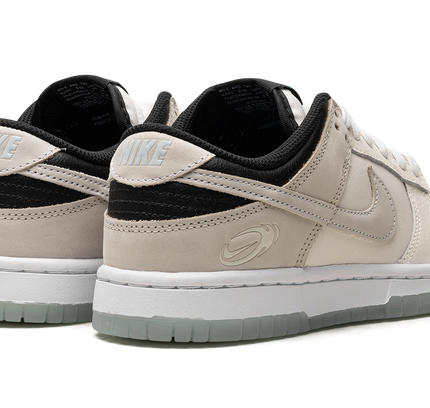 Nike Dunk Low WMNS "Supersonic"