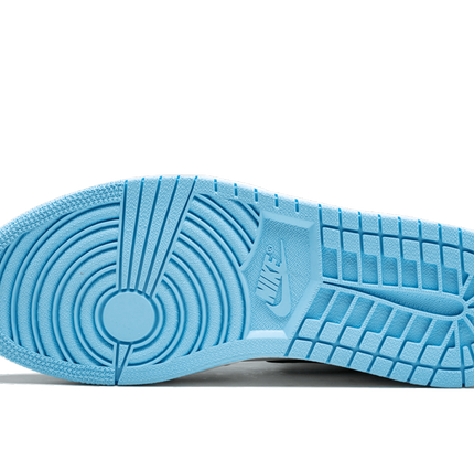 Air Jordan 1 HIGH OG WMNS "UNC Patent Leather"