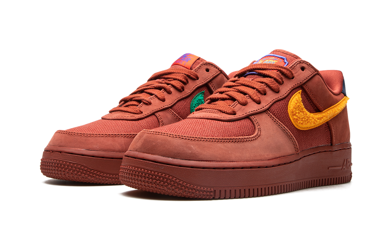 Nike Air Force 1 Low "La Familia"