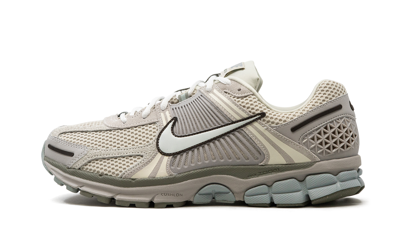 Air Zoom Vomero 5 "Helles Erzholzbraun"