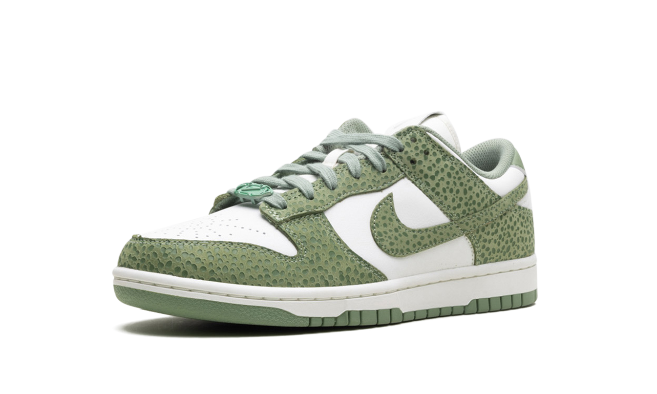 Nike Dunk Low WMNS "Safari Oil Green"