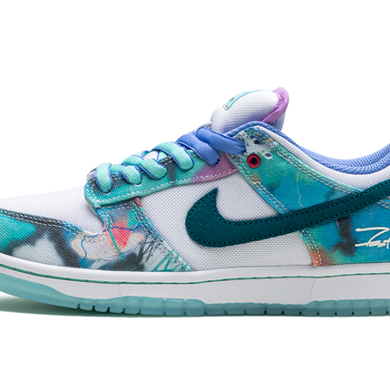 Nike Dunk Low SB "Futura Laboratories - Bleached Aqua"