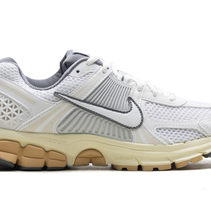 Nike Zoom Vomero 5 WMNS "Summit White Pure Platinum"