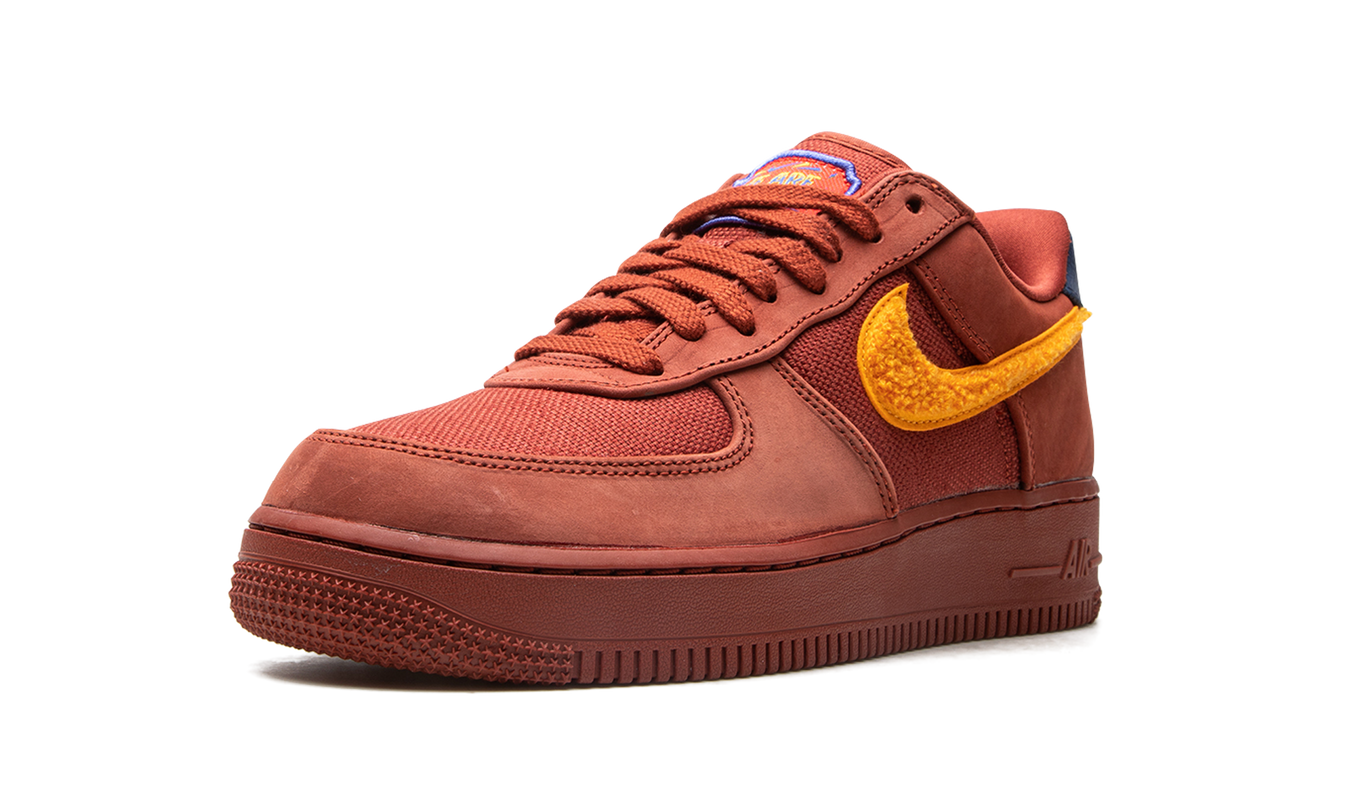 Nike Air Force 1 Low "La Familia"