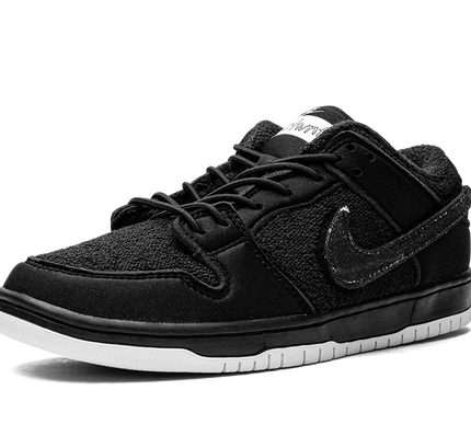 Nike Dunk SB Low "Gnarhunters"