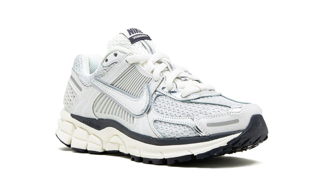 Nike Zoom Vomero 5 WMNS "Photon Dust"