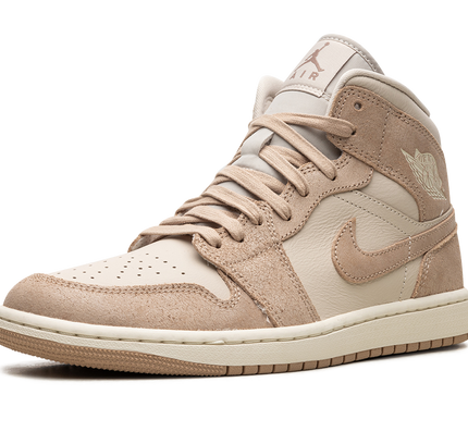 Air Jordan 1 MID SE WMNS "Legend Light Brown"