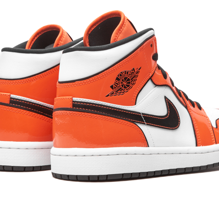 Air Jordan 1 Mid SE "Turf Orange"