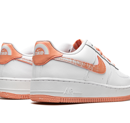 Nike Air Force 1 LV8