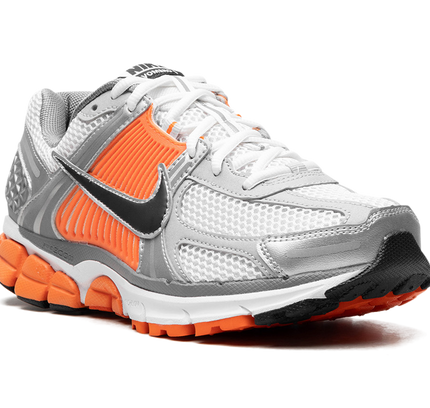 Zoom Vomero 5 „Platinum Tint“
