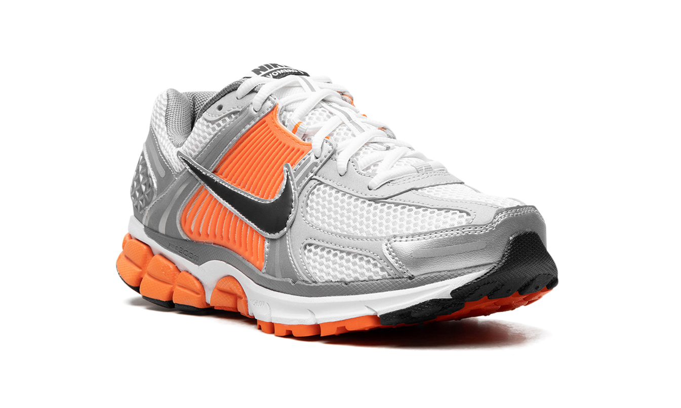 Zoom Vomero 5 „Platinum Tint“
