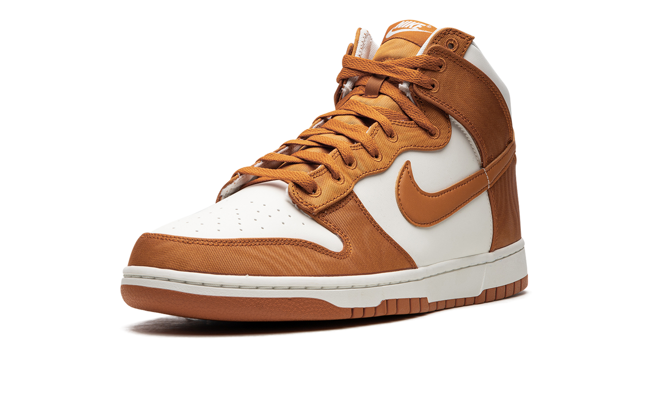 Nike Dunk High "Monarch"