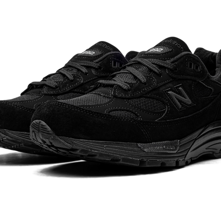 New Balance 992 "Triple Black"