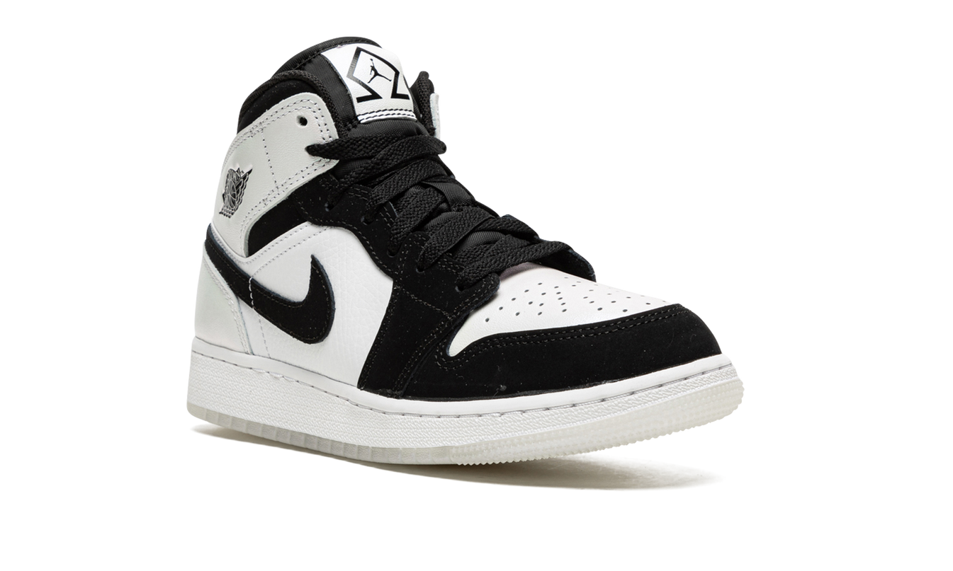 Air Jordan 1 MID SE GS "Diamond Shorts"