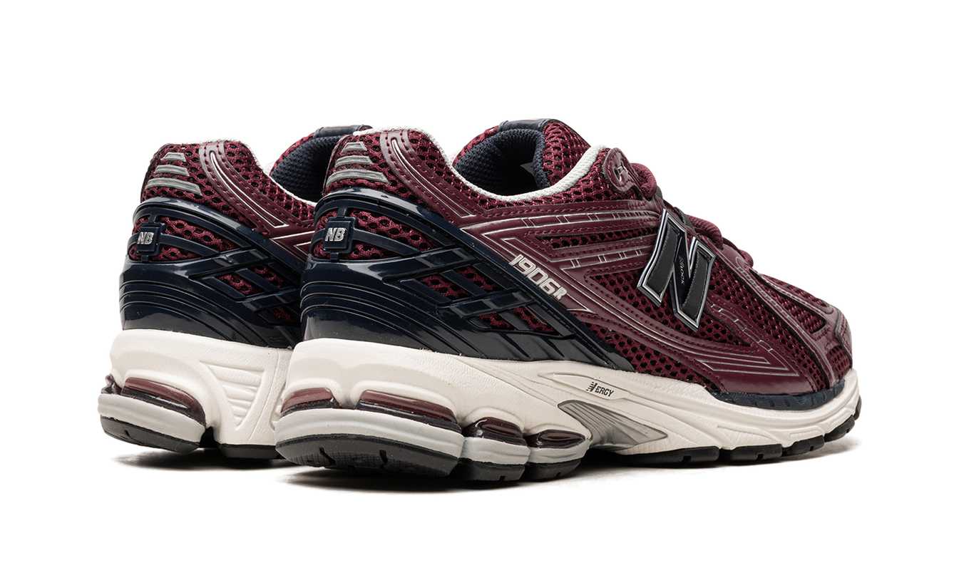 New Balance 1906R „Burgund Schwarz“