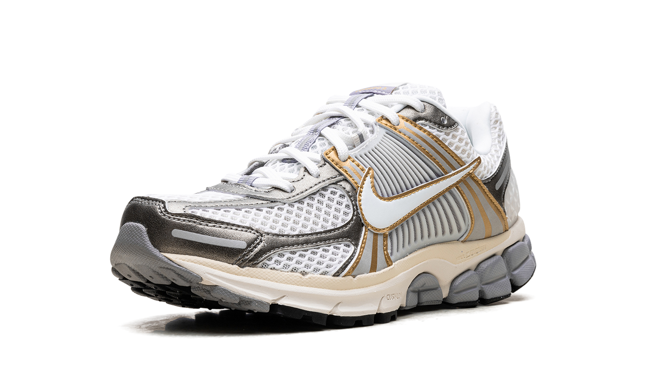 Nike Zoom Vomero 5 "Platinum Tint Metallic Gold"
