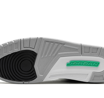 Air Jordan 3 Retro "Green Glow"