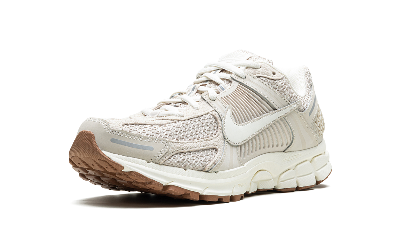 Nike Zoom Vomero 5 WMNS "Light Orewood Brown"