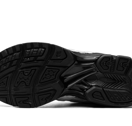 GEL-Kayano Legacy "GmbH - Weiß / Schwarz"