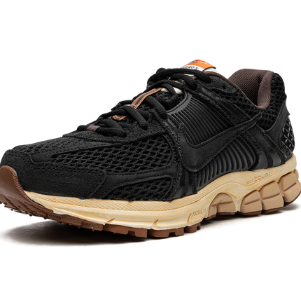 VOMERO 5 WMNS „Schwarz / Sesam“
