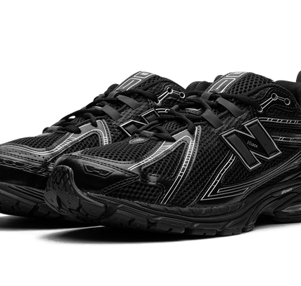 New Balance 1906R "Black / Silver"
