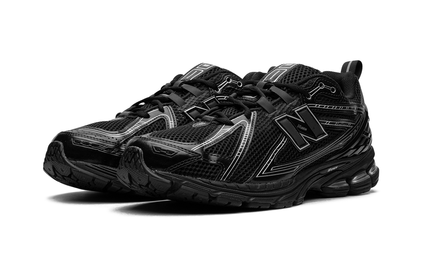 New Balance 1906R "Schwarz / Silber"