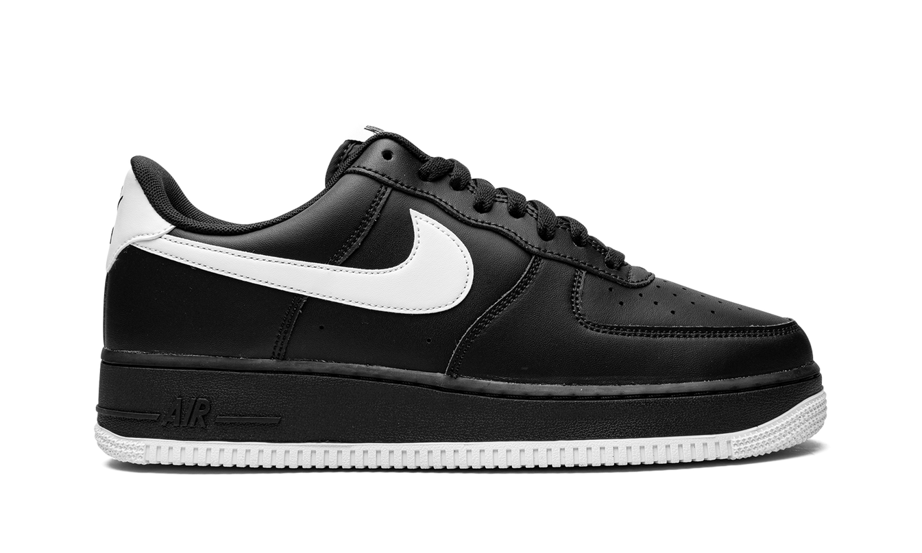 Nike Air Force 1 '07 "Black / White"