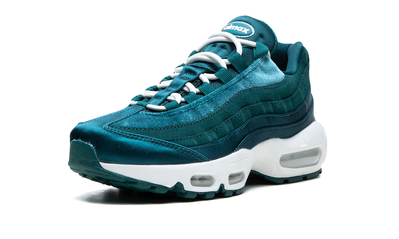 Nike Air Max 95 MNS WMNS "Green Velvet"