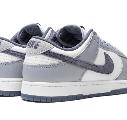 Nike Dunk Low "Light Carbon"