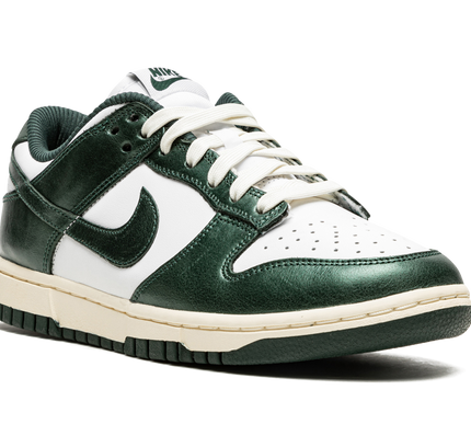 Nike Dunk Low WMNS "Vintage Green"