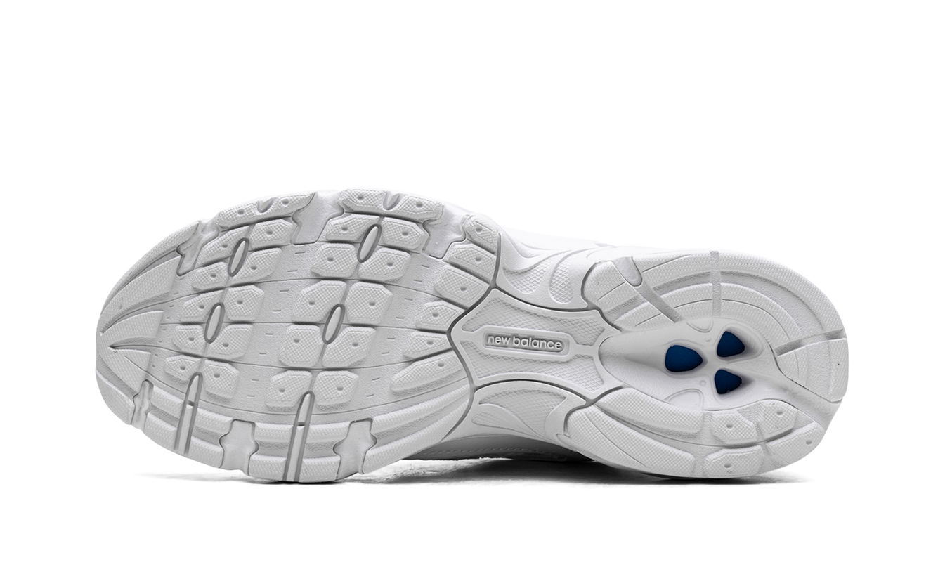 New Balance 530 "Triple White"