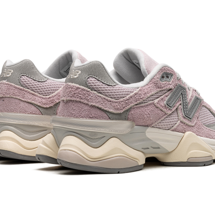 New Balance 9060 "December Sky"