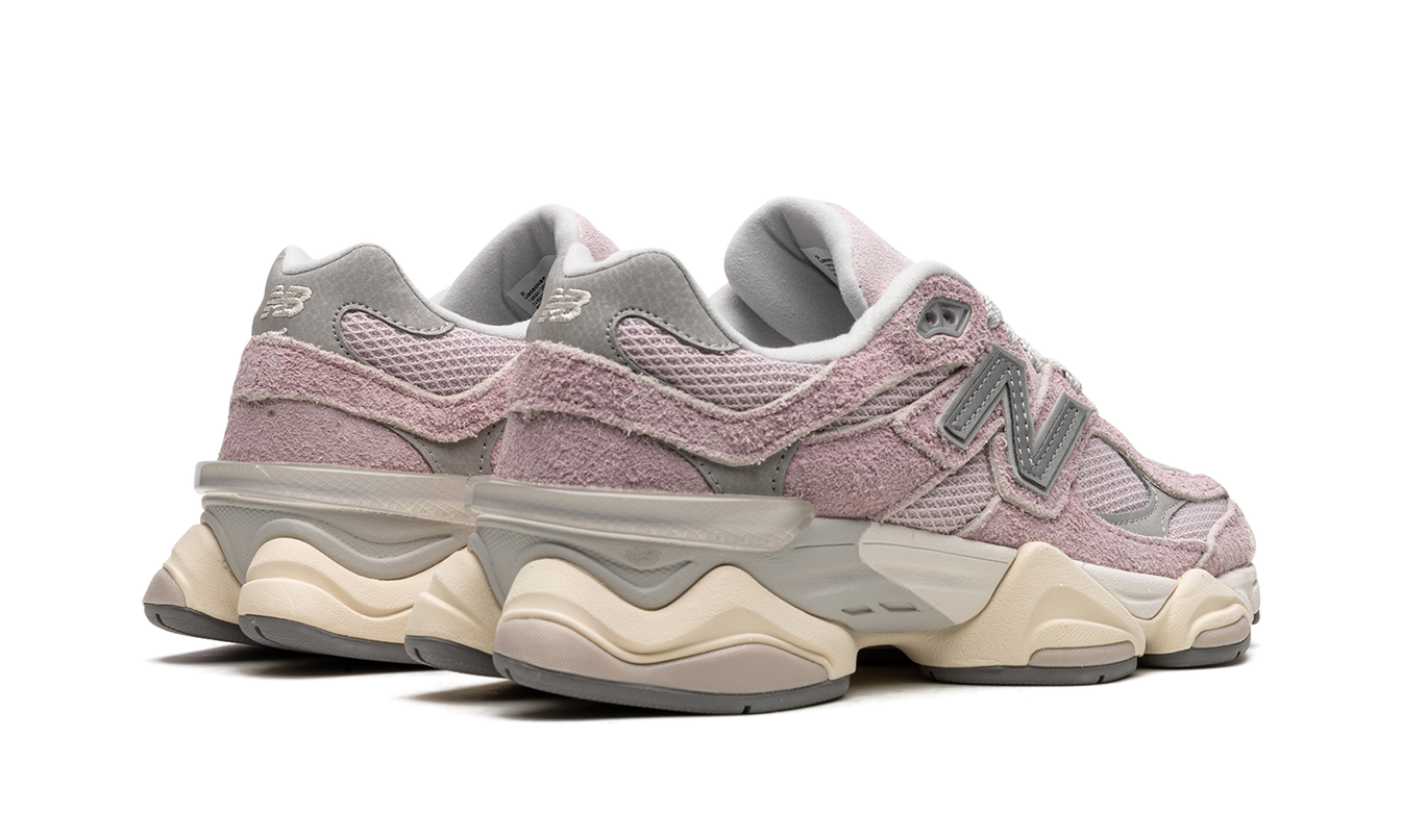 New Balance 9060 "December Sky"