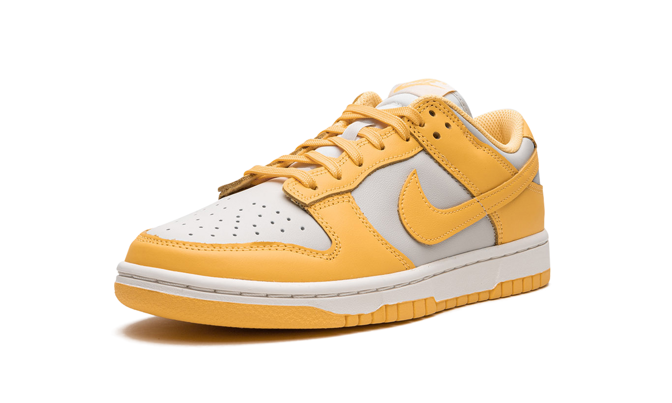 Nike Dunk Low WMNS "Citron Pulse"