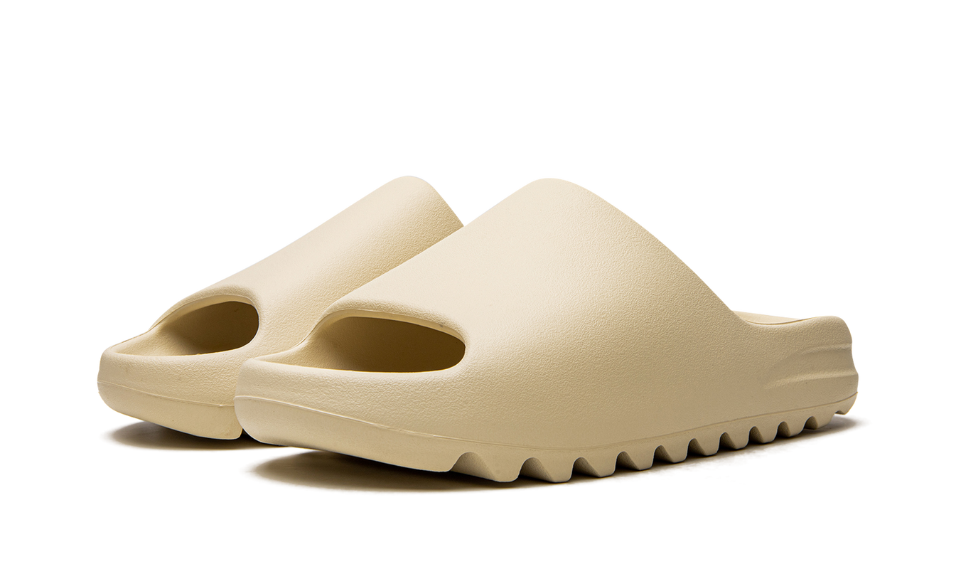 Yeezy Slide "Bone 2022"