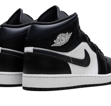 Air Jordan 1 Mid "Off Noir Toe"
