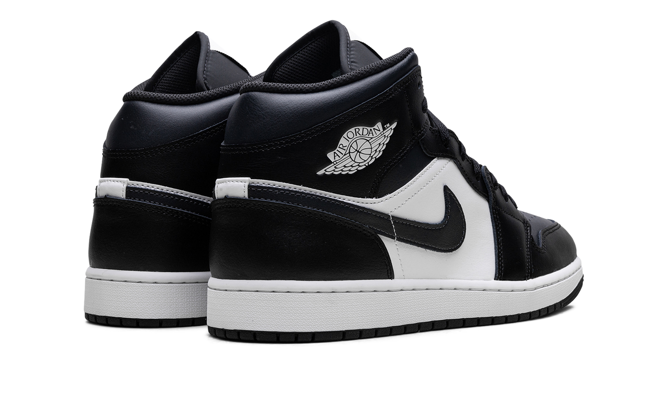 Air Jordan 1 Mid "Off Noir Toe"