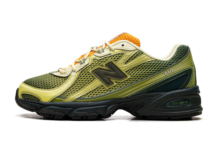 New Balance 740 