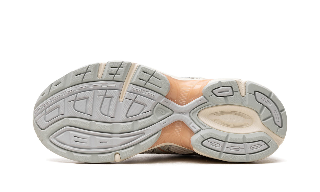 GEL-1130 WMNS "Creme / Helles Salbeigrün"