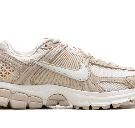 Nike Zoom Vomero 5 WMNS "Beach Light Khaki"