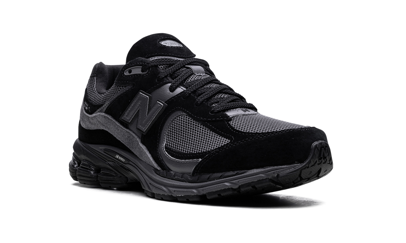 New Balance 2002R "Black Magnet"