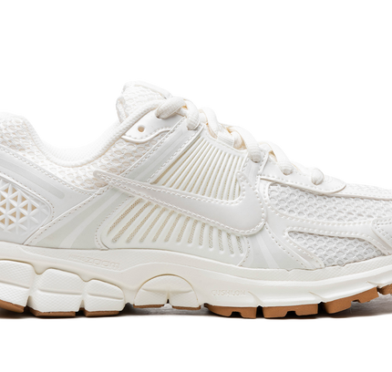 Nike Zoom Vomero 5 WMNS "SAIL GUM"