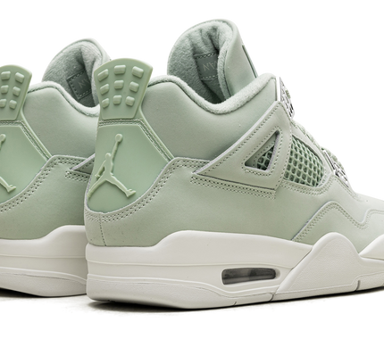 Air Jordan 4 WMNS "Abundance"