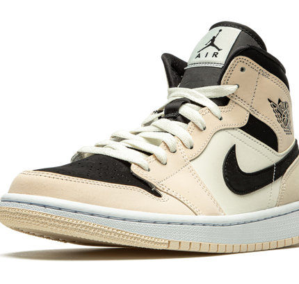 Air Jordan 1 MID WMNS "Guava Ice"
