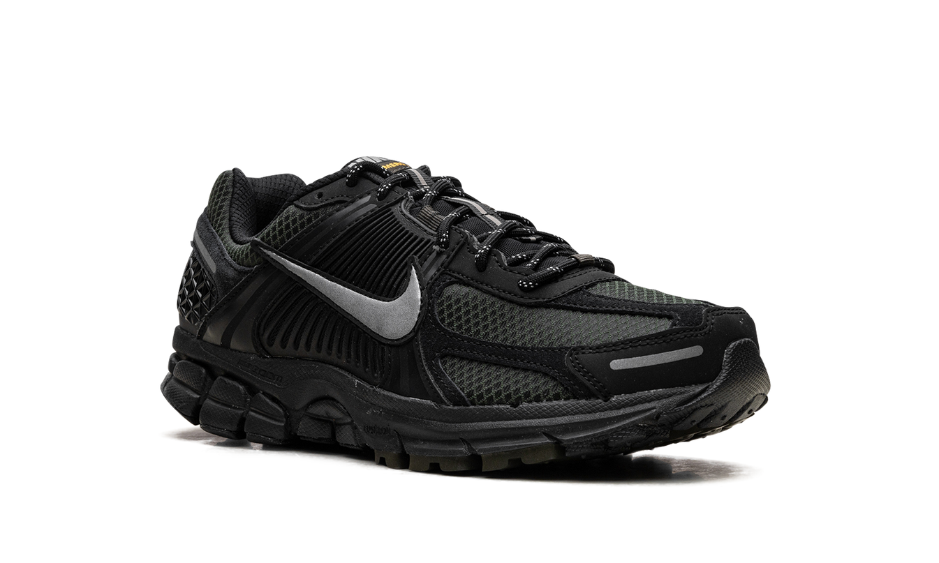 Nike Zoom Vomero 5 "Black Sequoia"