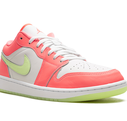 Air Jordan 1 Low SE "Lava Glow"