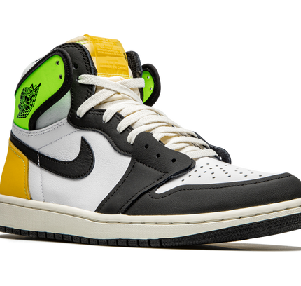 Air Jordan 1 Retro High OG "Volt Gold"