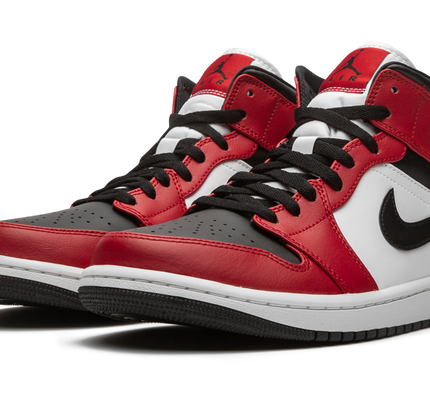 Air Jordan 1 Mid "Chicago Black Toe"