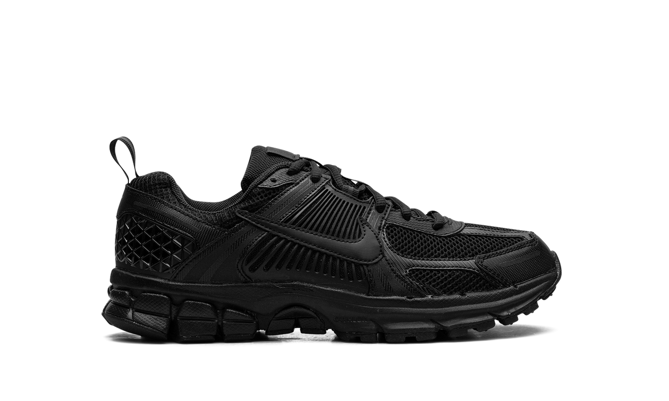 Nike Zoom Vomero 5 GS "Triple Black"
