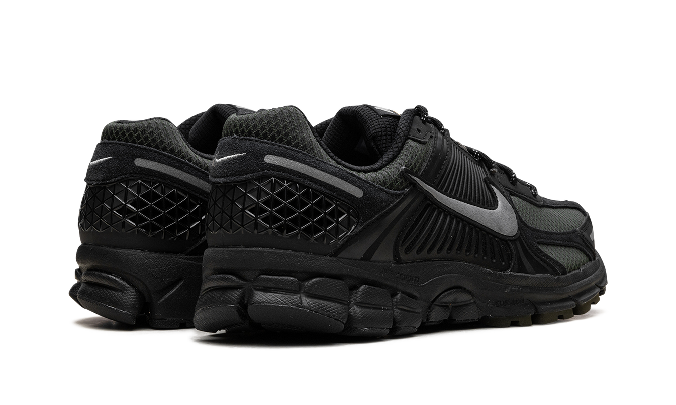 Nike Zoom Vomero 5 "Black Sequoia"